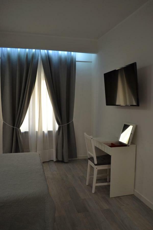Nazionale Suite Naples Exterior photo